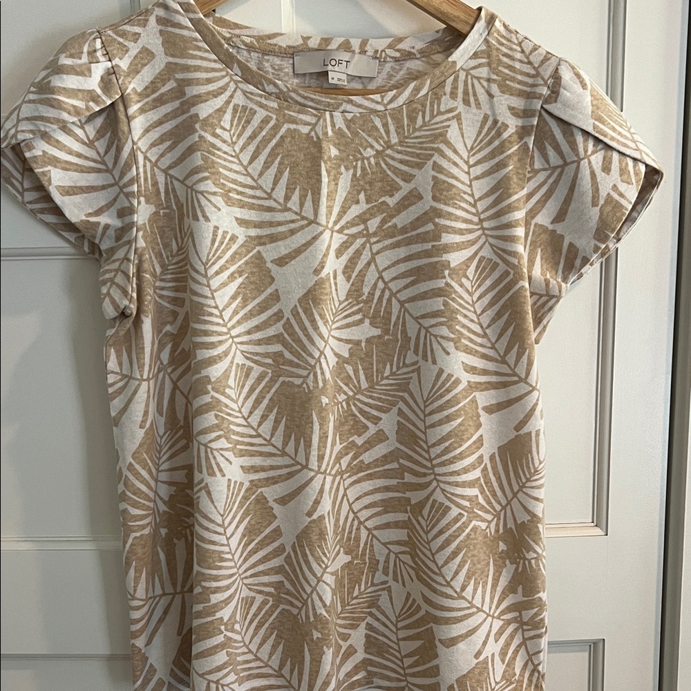 LOFT Beige Leaf Pattern Short Sleeve Tee